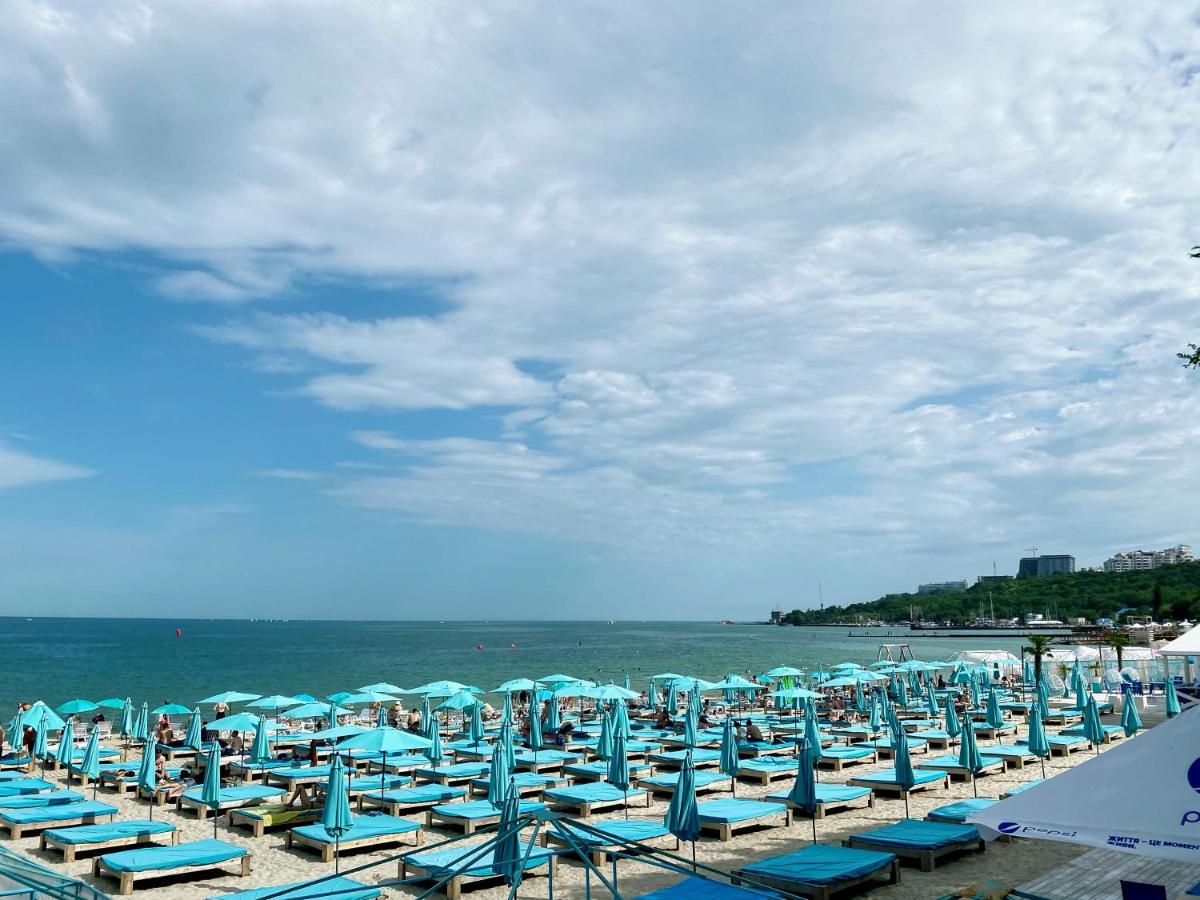 Italian Boulevard Modern Apartment Odessa Esterno foto