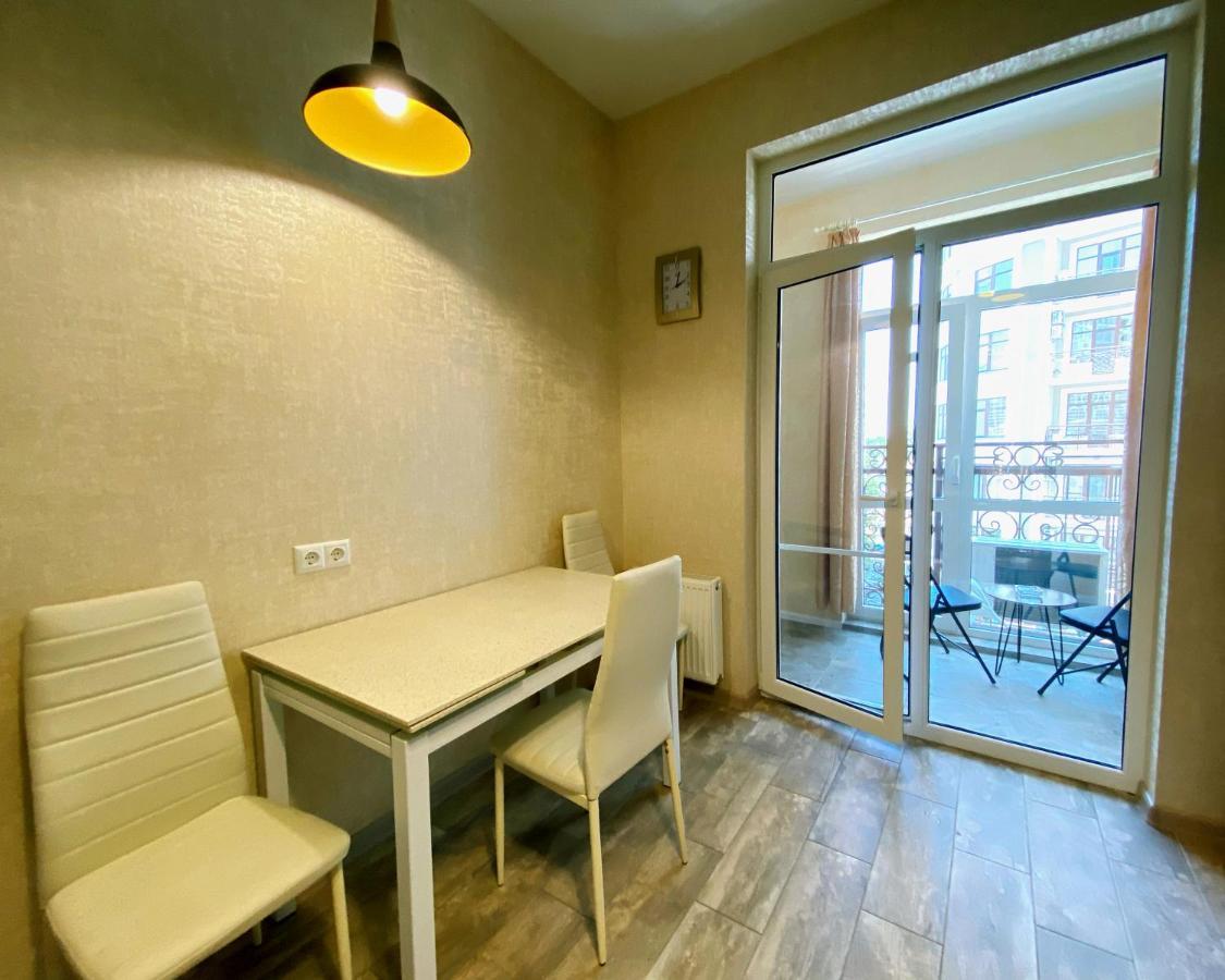Italian Boulevard Modern Apartment Odessa Esterno foto